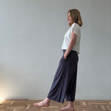 Yoga Crop Top 'Andrea' - luftig und frech! / vervola GmbH